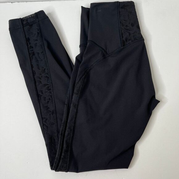 Lululemon Black High Waist Floral Velvet Mesh Detail Leggings Size 4 #391 - Picture 11 of 14